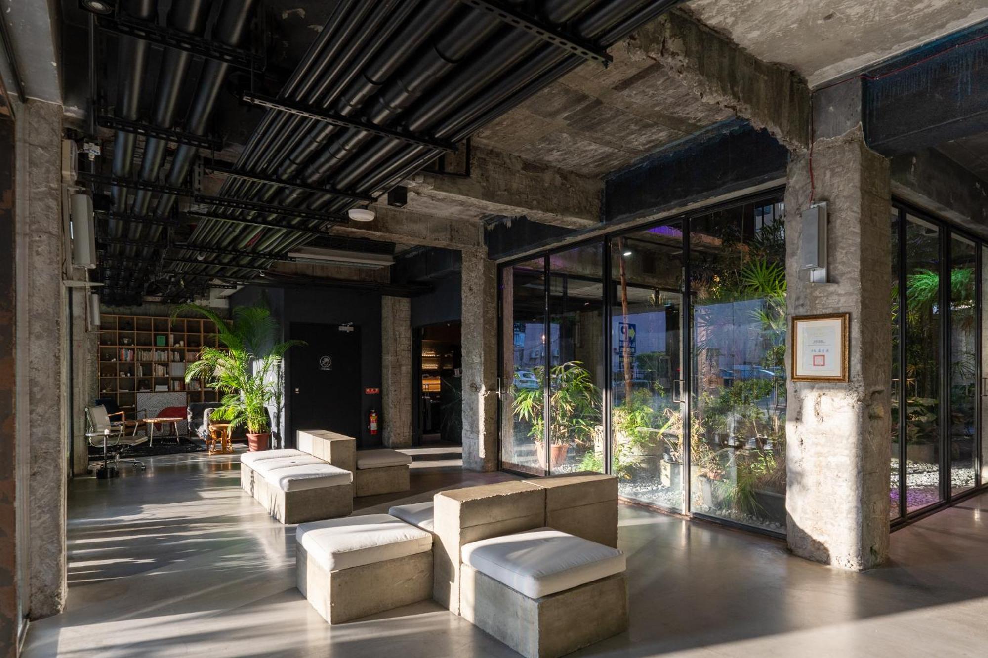 Sof Hotel Taichung Exterior photo