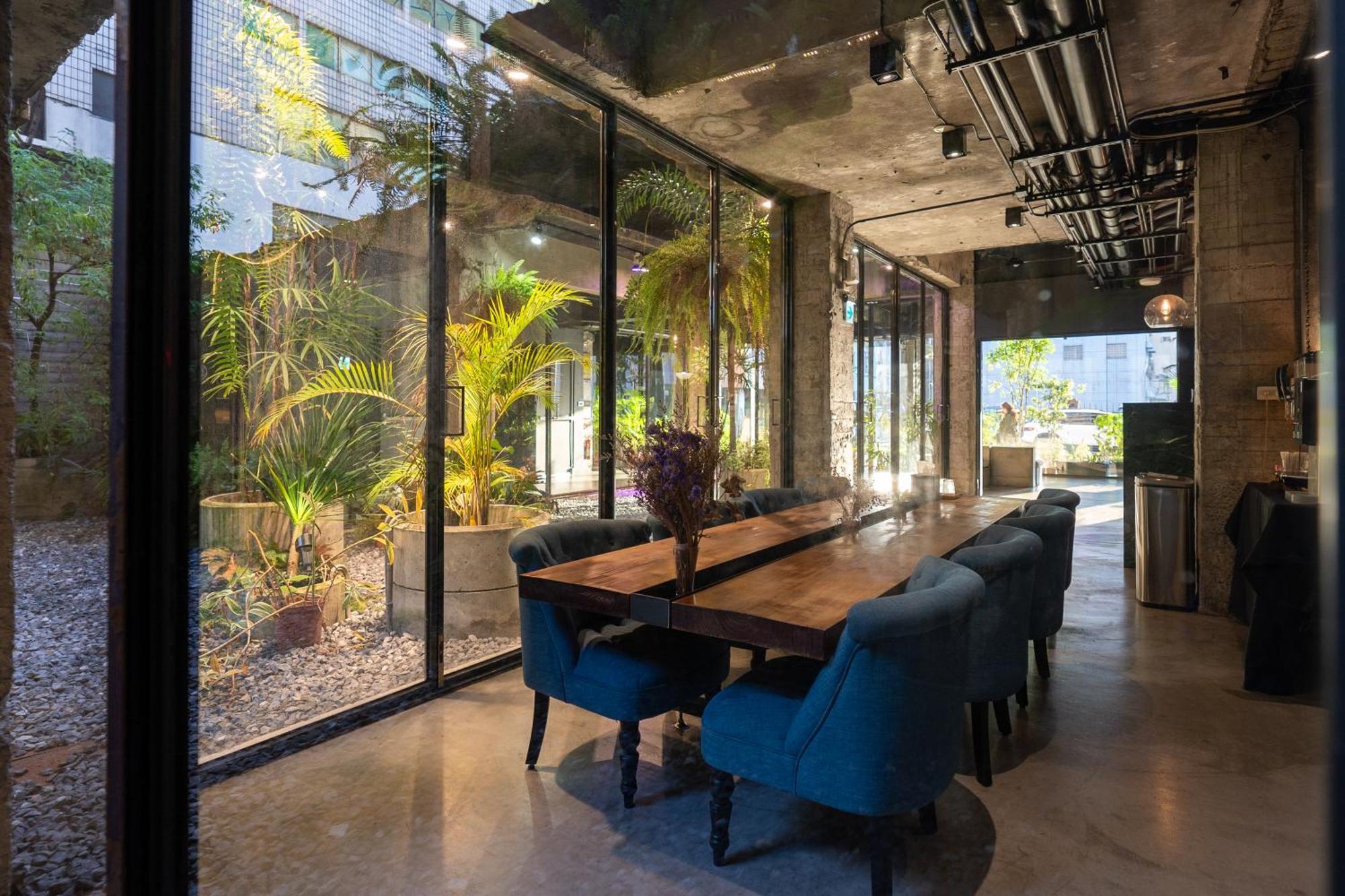 Sof Hotel Taichung Exterior photo